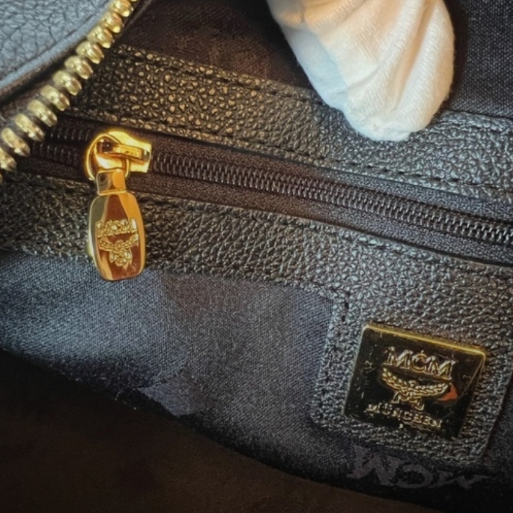 MCM Boston Black Leather Bag - Picture 6 of 13